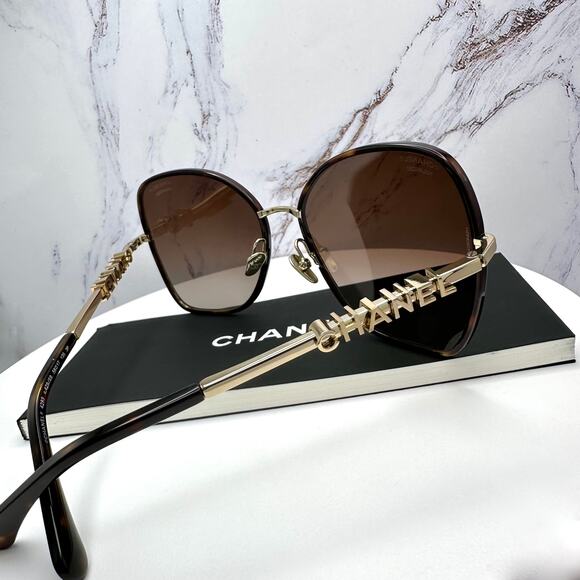 New CHANEL Sunglasses - Picture 10 of 16